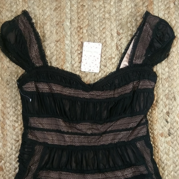 Free People Alicia Lace Black Mini Dress Size 2 - Picture 2 of 12